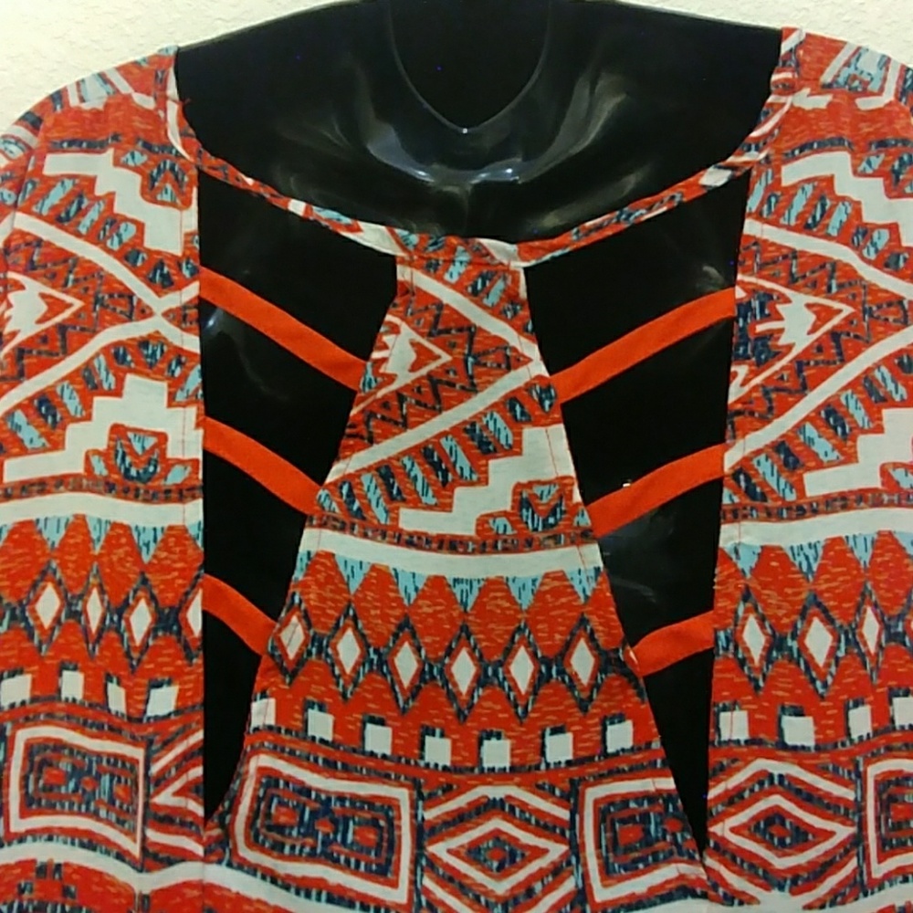 Eyeshadow Boho Top-2x View 6